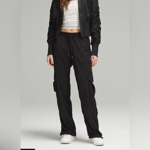 Lululemon dance studio jogger cargo pants in black size medium
